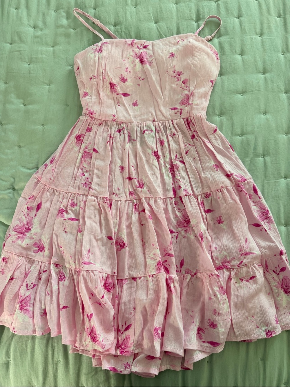 Streetwear Society Pink Floral Tiered Mini Dress